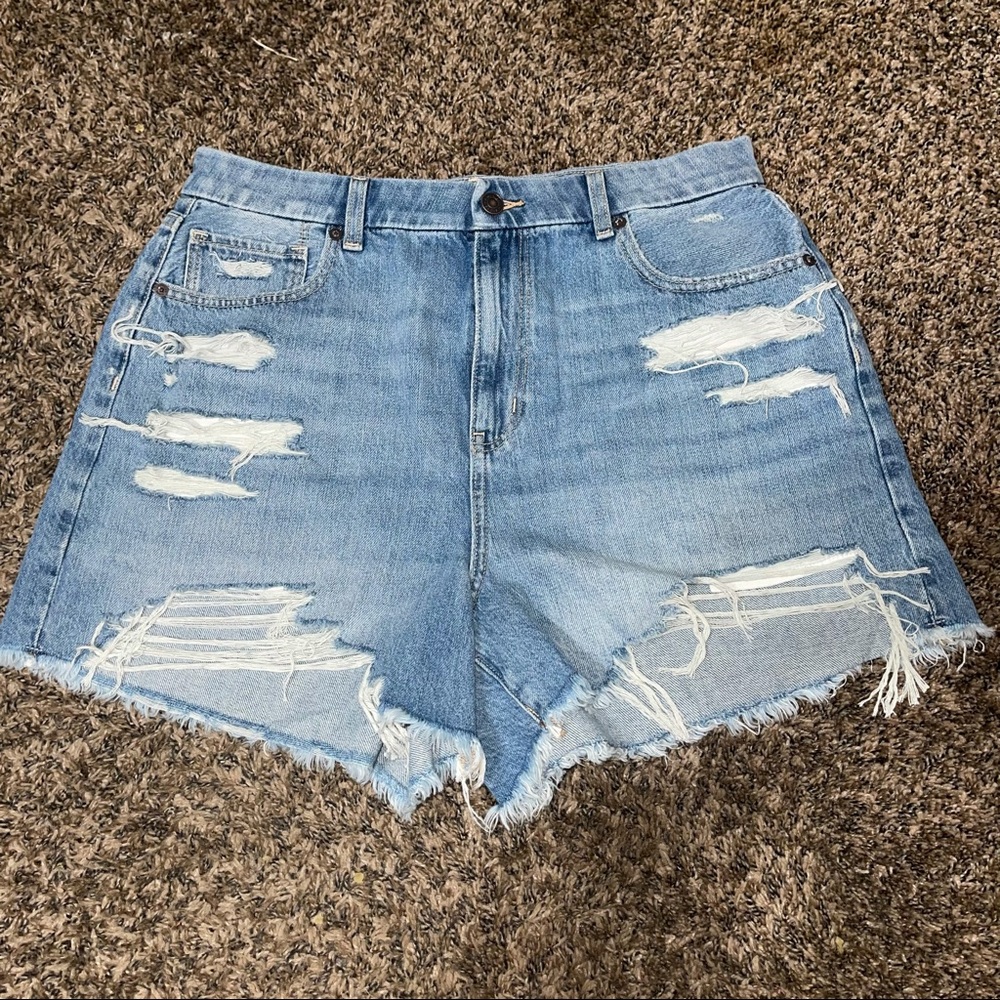 American Eagle mom jean shorts